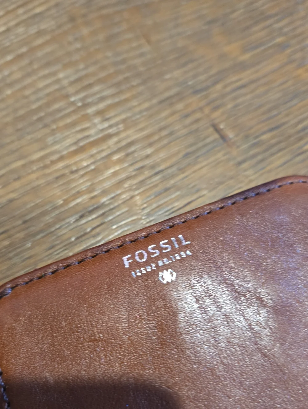 Fossil brown mini